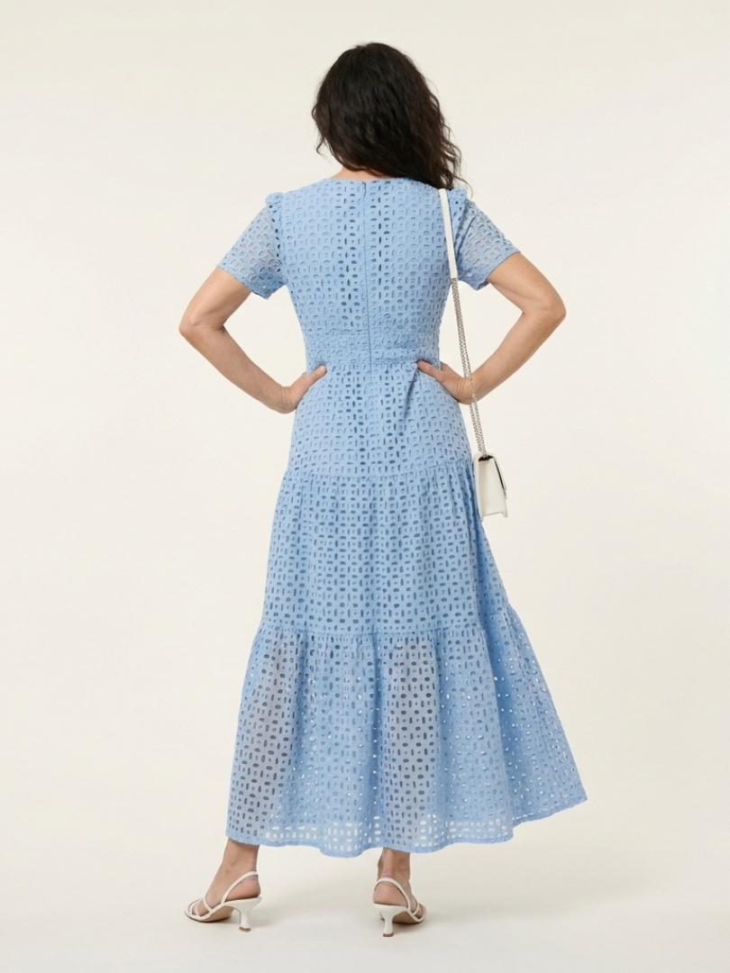VOREALO | Vestidos Rejillas < Fátima >