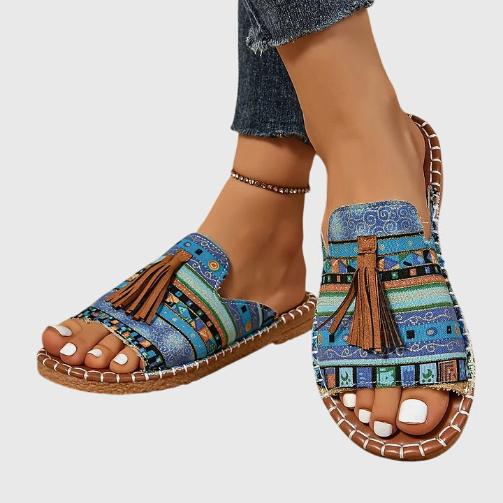 VOREALO | Sandalias Pompones < Natalia >