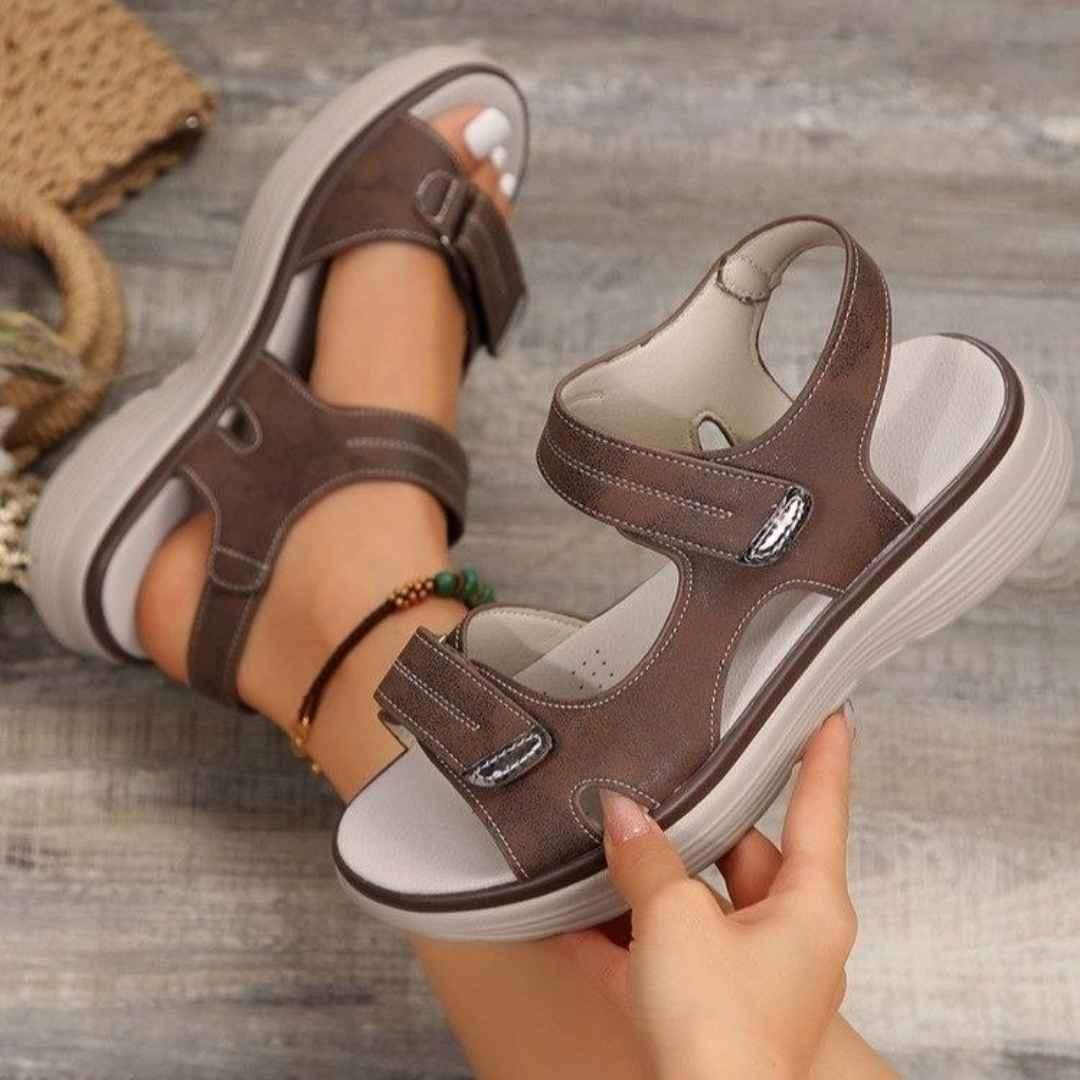 VOREALO | Sandalias ajustables y cómodas < Sofia >